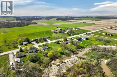 46 Erie Street North Selkirk ON N0A 1P0