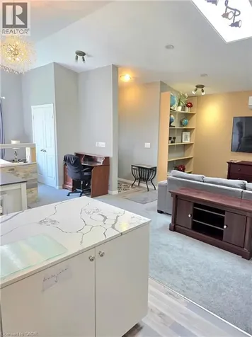 16 Forest Hill Road St. Catharines ON L2R 3T7
