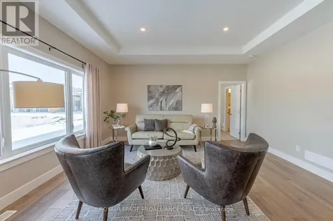 31 Douglas Marshall Crescent Brockville ON K6V 0E8