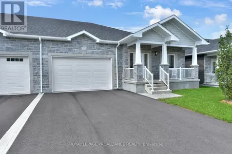 33 Douglas Marshall Crescent Brockville ON K6V 0E8