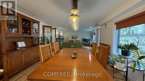 21 Seacliff Drive West Leamington ON N8H 2L5