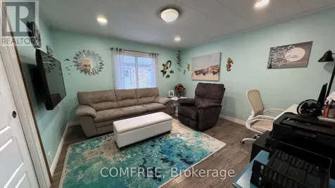 21 Seacliff Drive West Leamington ON N8H 2L5