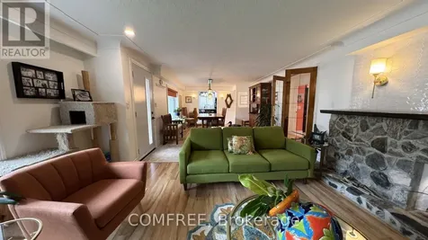21 Seacliff Drive West Leamington ON N8H 2L5