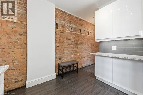 252 King Street West Hamilton ON L8P 1A9