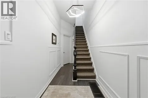252 King Street West Hamilton ON L8P 1A9