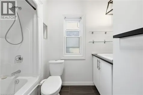 252 King Street West Hamilton ON L8P 1A9