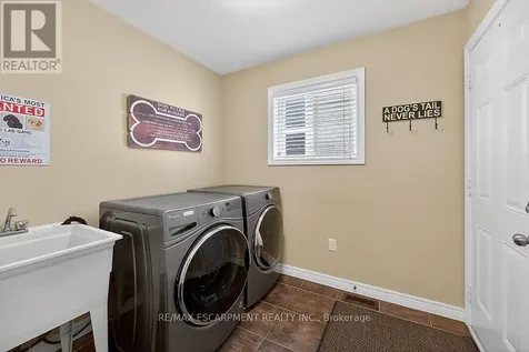 25 Southwood Crescent Haldimand ON N3W 0A6