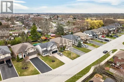 25 Southwood Crescent Haldimand ON N3W 0A6
