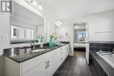 736 Wood Lily Street Waterloo ON N2V 0C3