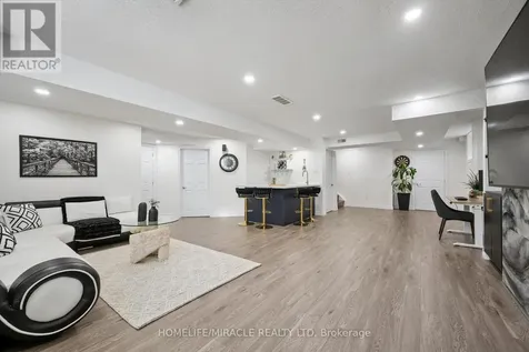 736 Wood Lily Street Waterloo ON N2V 0C3