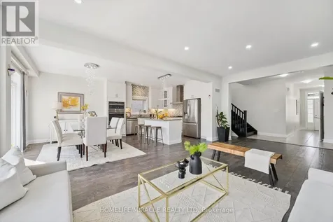 736 Wood Lily Street Waterloo ON N2V 0C3
