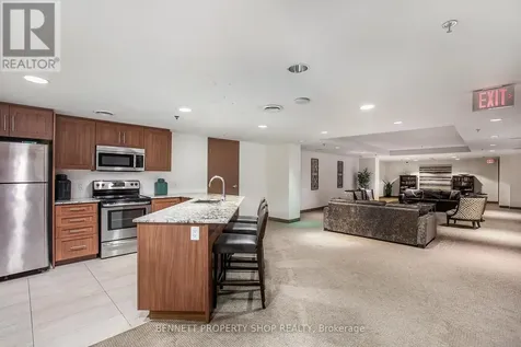 242 Rideau Street Ottawa ON K1N 0B7
