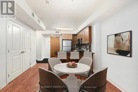 242 Rideau Street Ottawa ON K1N 0B7