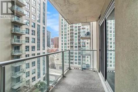 242 Rideau Street Ottawa ON K1N 0B7