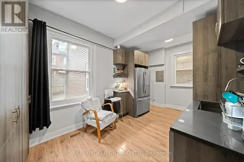 72 Fifth Avenue Ottawa ON K1S 2M7