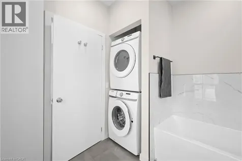 66 Bay Street South Hamilton ON L8P 4Z6