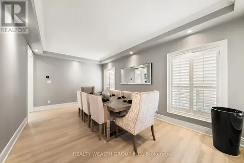 185 Regency View Heights Vaughan ON L6A 3V3