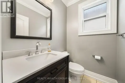 185 Regency View Heights Vaughan ON L6A 3V3