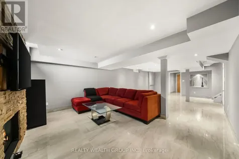 185 Regency View Heights Vaughan ON L6A 3V3