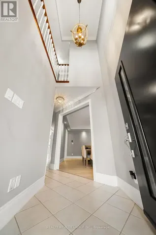 185 Regency View Heights Vaughan ON L6A 3V3