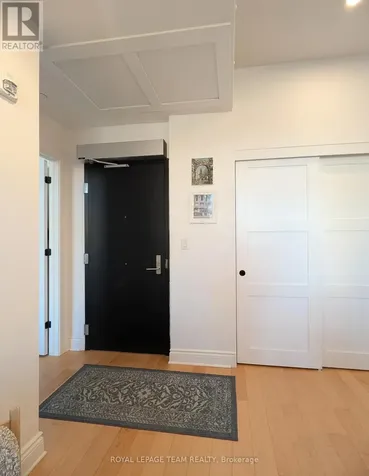 101 Pinhey Street Ottawa ON K1Y 1V9