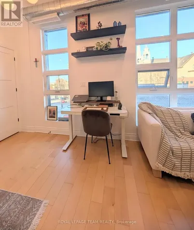 101 Pinhey Street Ottawa ON K1Y 1V9