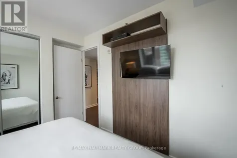 300 Lisgar Street Ottawa ON K2P 0E2