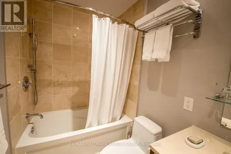 300 Lisgar Street Ottawa ON K2P 0E2