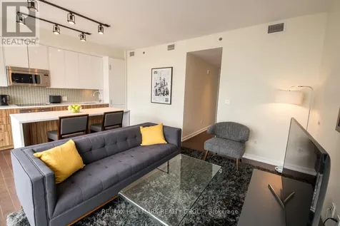 300 Lisgar Street Ottawa ON K2P 0E2