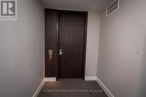 300 Lisgar Street Ottawa ON K2P 0E2