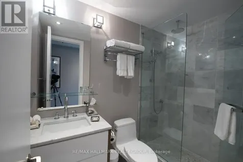 300 Lisgar Street Ottawa ON K2P 0E2