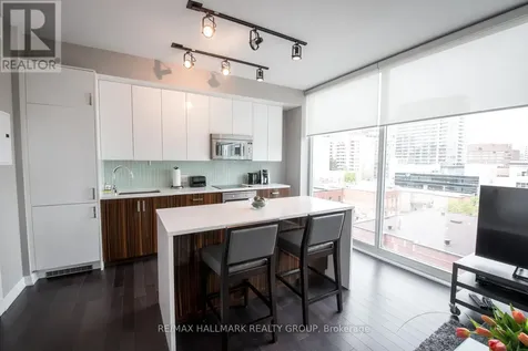 300 Lisgar Street Ottawa ON K2P 0E2