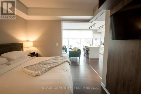 300 Lisgar Street Ottawa ON K2P 0E2