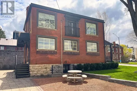 19 Waterloo Street South Stratford ON N5A 4A5