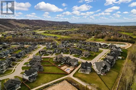 110 Cattail Crescent Blue Mountains ON L9Y 5L3