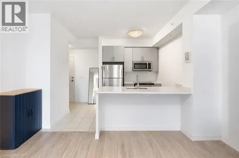 81 Robinson Street Hamilton ON L8P 0C2