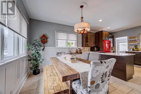 53 Lincoln Avenue Cambridge ON N1R 4W6