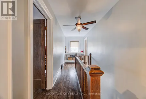 53 Lincoln Avenue Cambridge ON N1R 4W6
