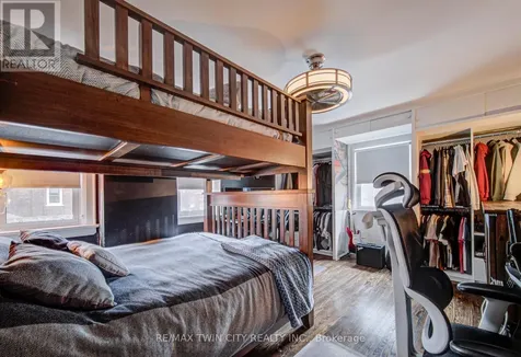 53 Lincoln Avenue Cambridge ON N1R 4W6