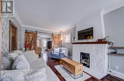 53 Lincoln Avenue Cambridge ON N1R 4W6
