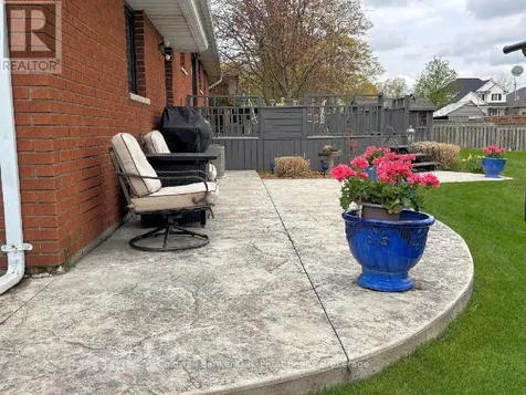 35 Tanager Drive Tillsonburg ON N4G 1B1