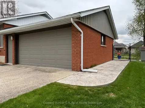 35 Tanager Drive Tillsonburg ON N4G 1B1