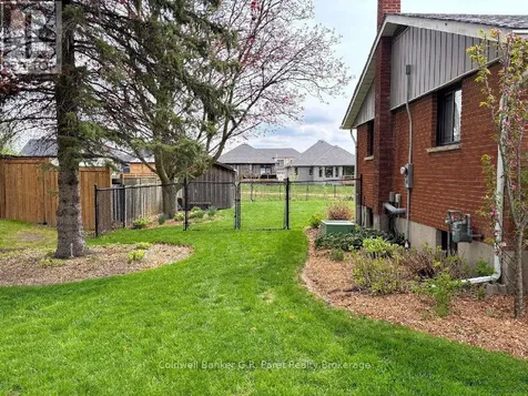 35 Tanager Drive Tillsonburg ON N4G 1B1