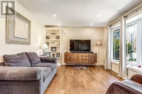 35 Tanager Drive Tillsonburg ON N4G 1B1