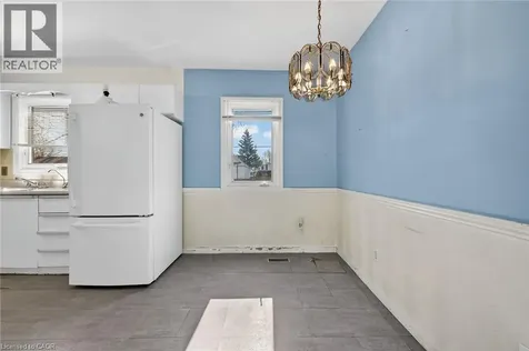 227 West 19th Street Hamilton ON L9C 4J3
