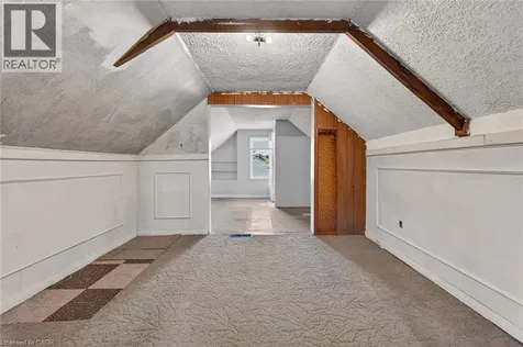 227 West 19th Street Hamilton ON L9C 4J3