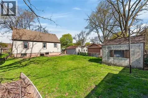 227 West 19th Street Hamilton ON L9C 4J3