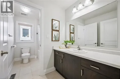 736 Wood Lily Street Waterloo ON N2V 0C3