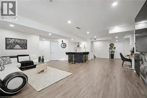 736 Wood Lily Street Waterloo ON N2V 0C3