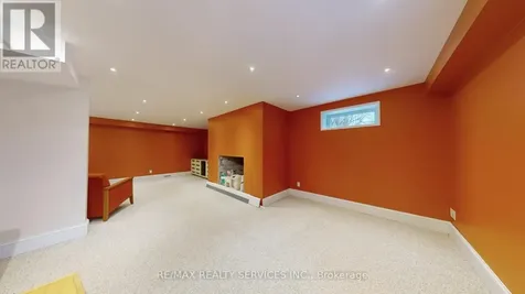 9 Orangeville Street Erin ON N0B 1Z0
